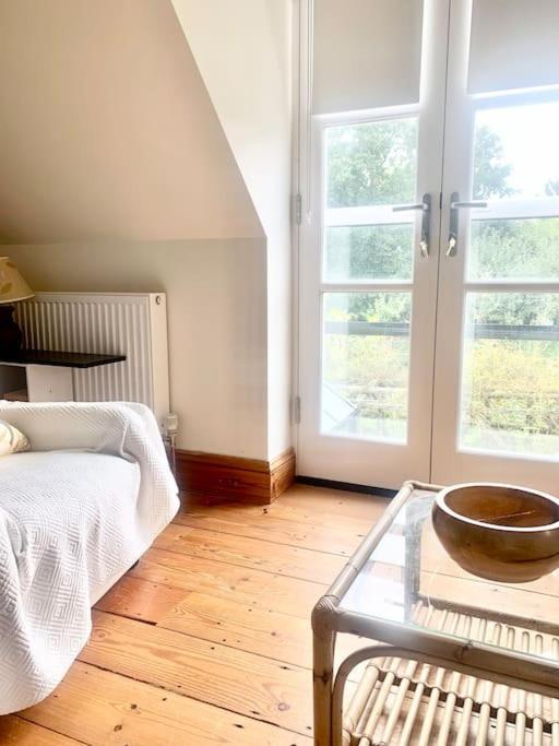 Ferienwohnung Delightful Ely House Bright And Warm With Cathedral View Exterior foto